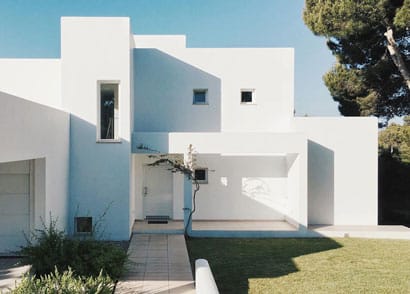 Fassade streichen: Der ultimative Ratgeber 2025 - Kosten, Anleitung und Profi-Tipps 2 Fassade streichen: Der ultimative Ratgeber 2025 – Kosten, Anleitung und Profi-Tipps