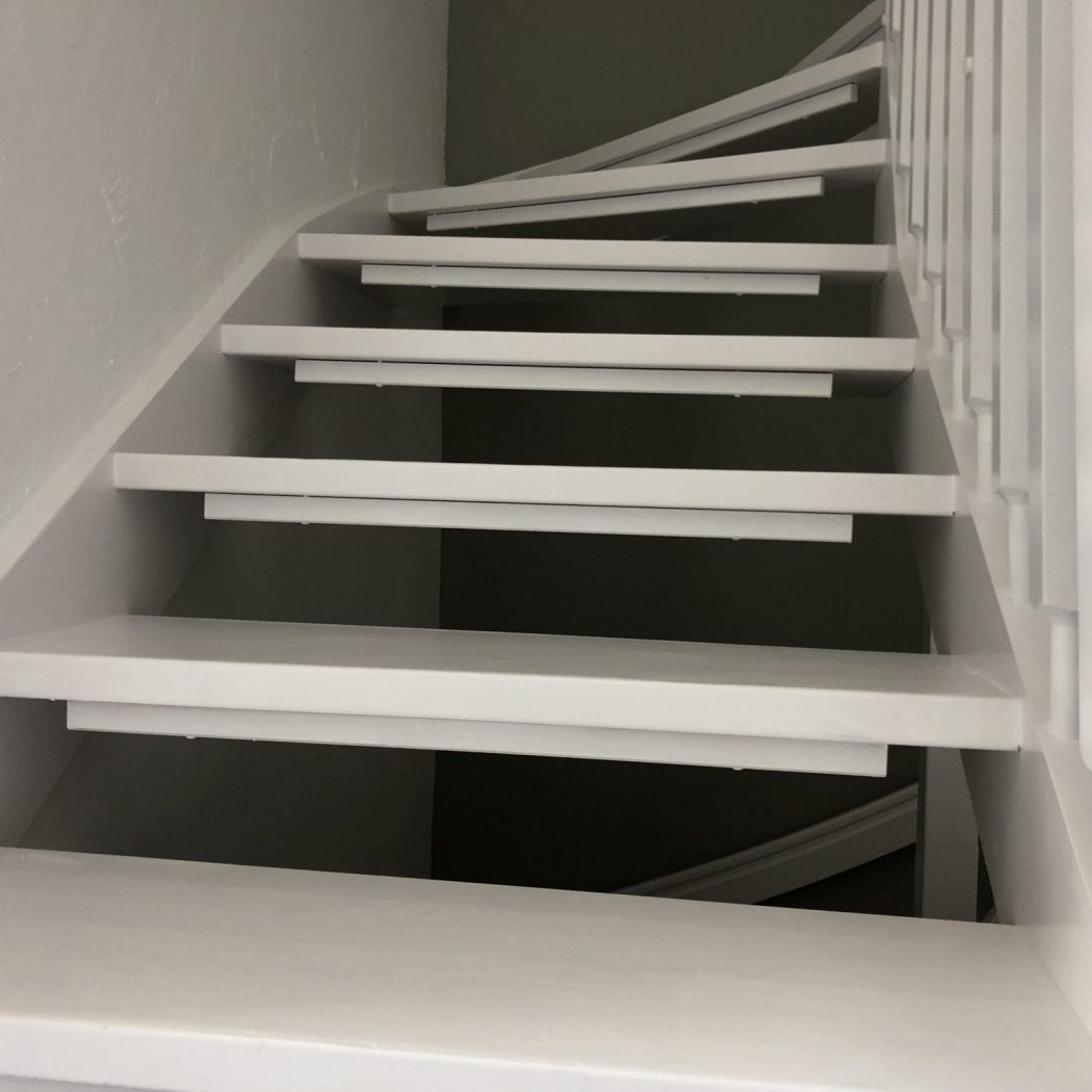 Treppenstufen streichen